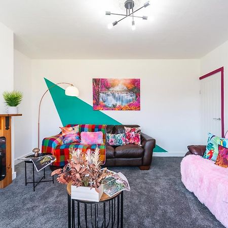 Aseda 4 Bedroom Private Parking, Game Zone -Pool Table, Garden Home Kingston upon Hull Eksteriør bilde