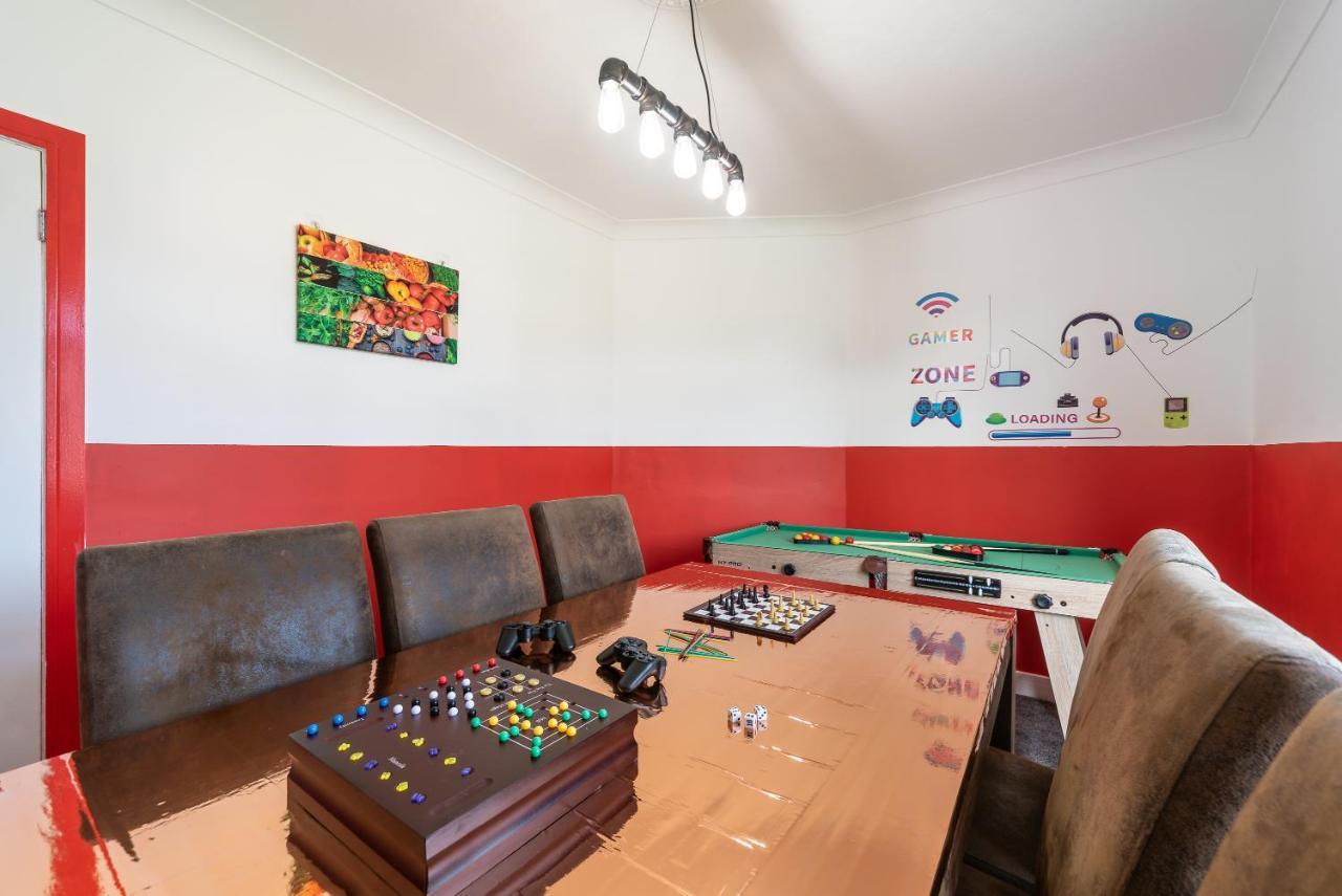 Aseda 4 Bedroom Private Parking, Game Zone -Pool Table, Garden Home Kingston upon Hull Eksteriør bilde