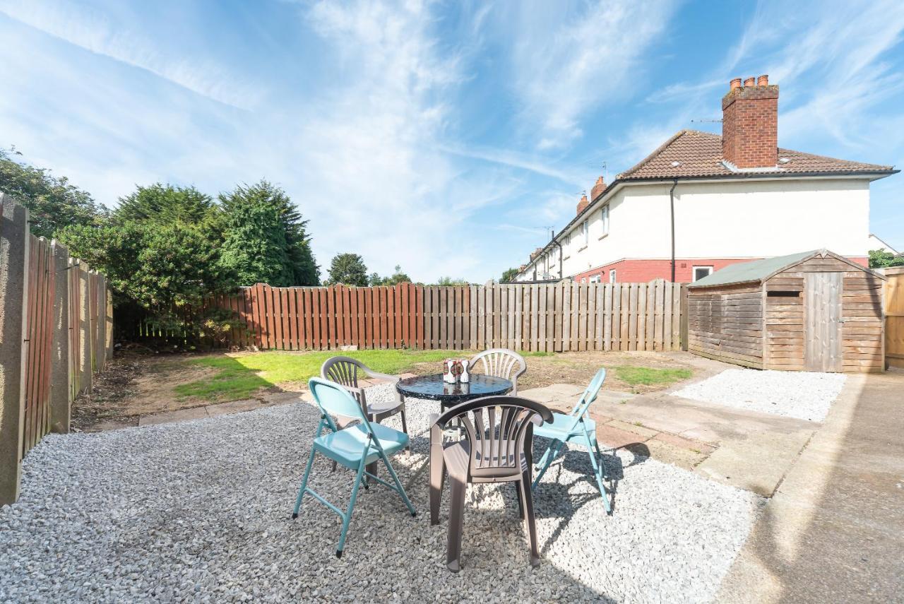 Aseda 4 Bedroom Private Parking, Game Zone -Pool Table, Garden Home Kingston upon Hull Eksteriør bilde