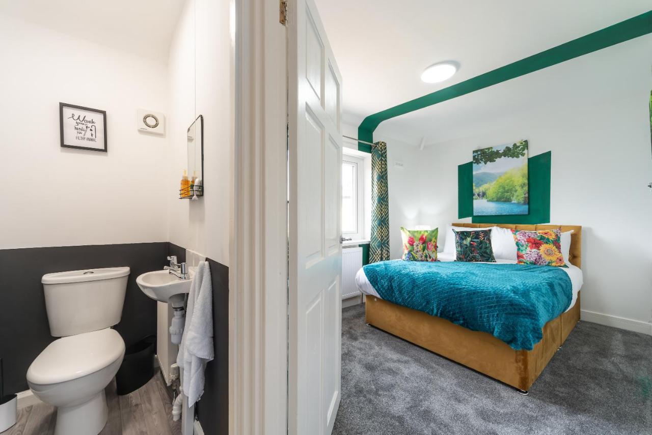 Aseda 4 Bedroom Private Parking, Game Zone -Pool Table, Garden Home Kingston upon Hull Eksteriør bilde