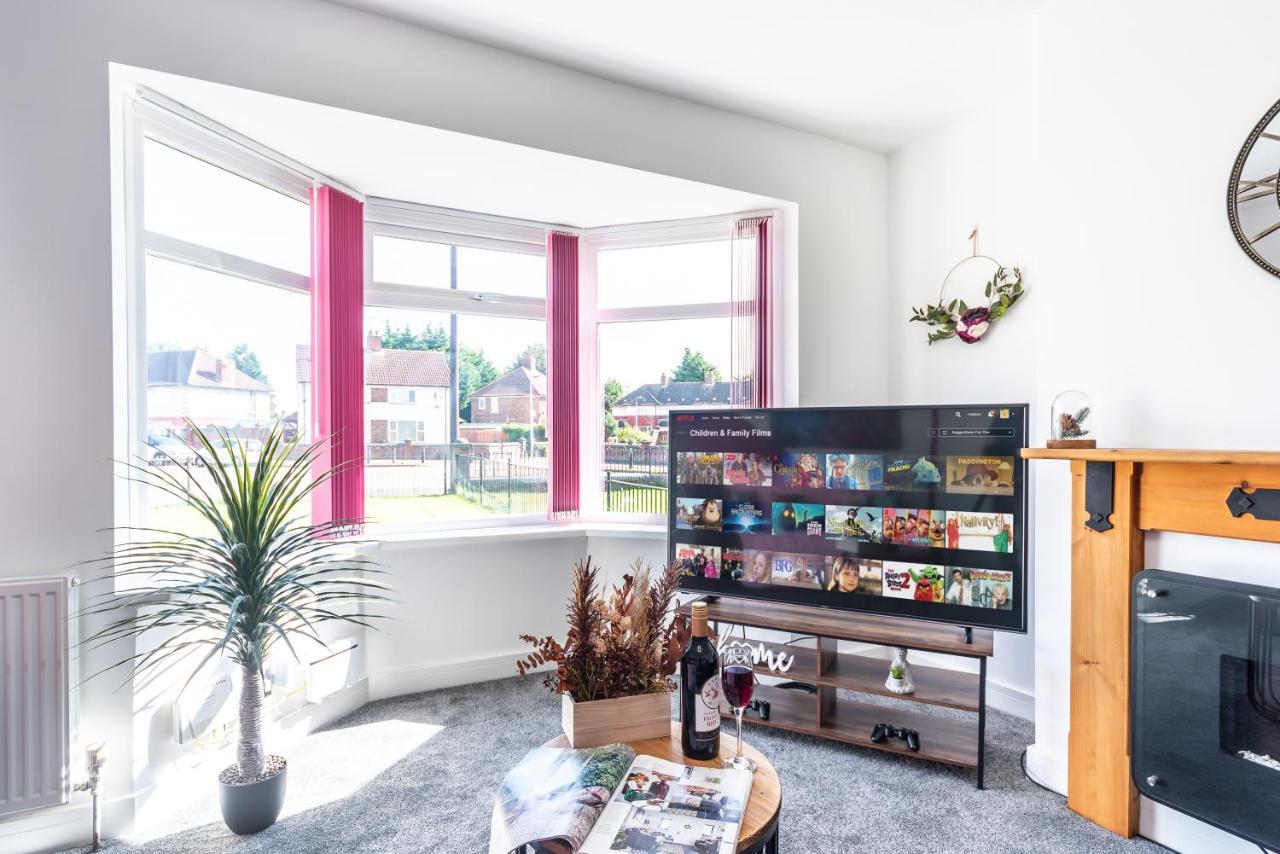 Aseda 4 Bedroom Private Parking, Game Zone -Pool Table, Garden Home Kingston upon Hull Eksteriør bilde