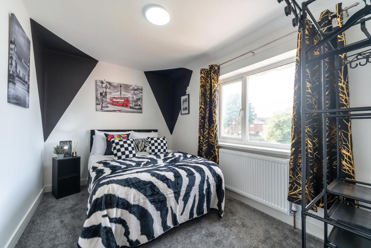 Aseda 4 Bedroom Private Parking, Game Zone -Pool Table, Garden Home Kingston upon Hull Eksteriør bilde